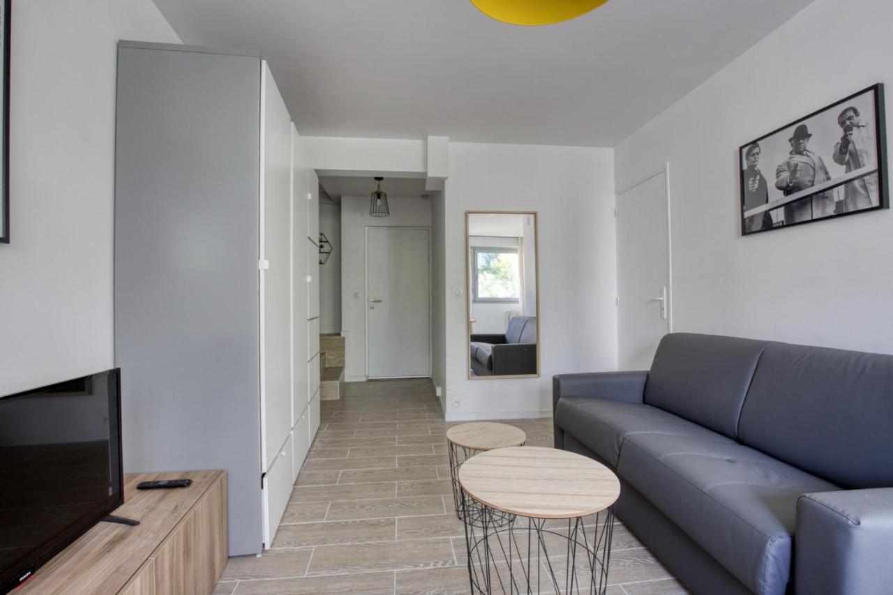 Charming Apartment In The Heart Of The 19Th Paris Exteriör bild