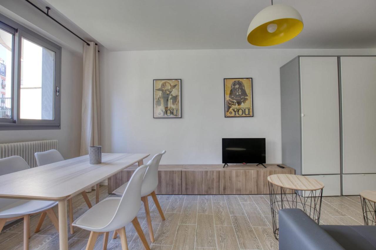 Charming Apartment In The Heart Of The 19Th Paris Exteriör bild