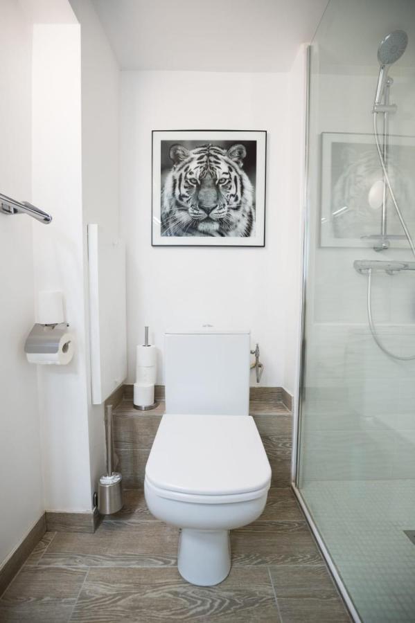 Charming Apartment In The Heart Of The 19Th Paris Exteriör bild