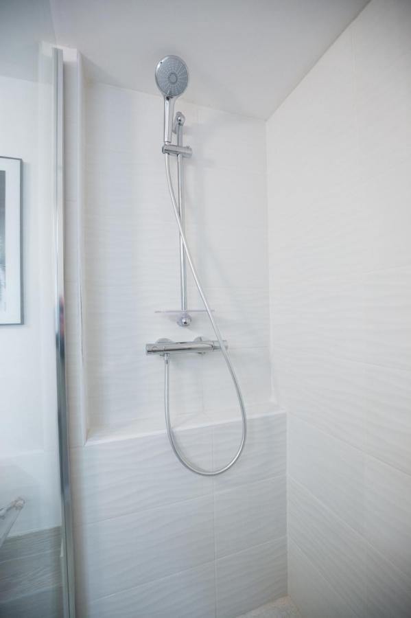 Charming Apartment In The Heart Of The 19Th Paris Exteriör bild